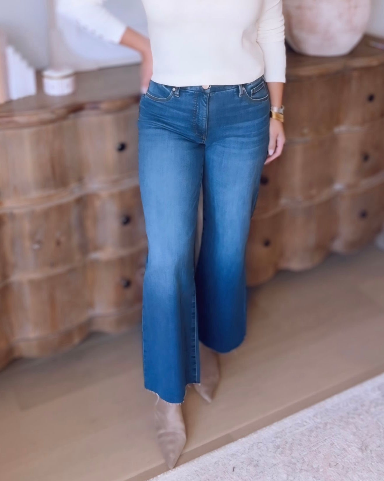 KUT- Meg High Rise Wide Leg-Med Wash