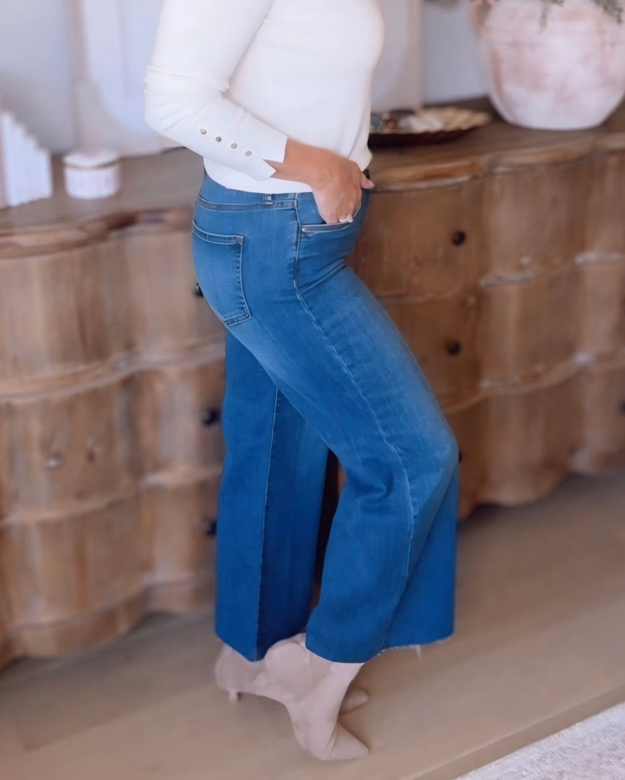 KUT- Meg High Rise Wide Leg-Med Wash