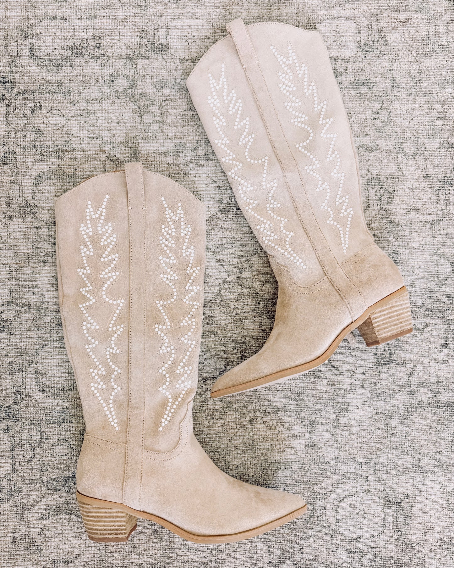 Taysha Pearl Cowboy Boots