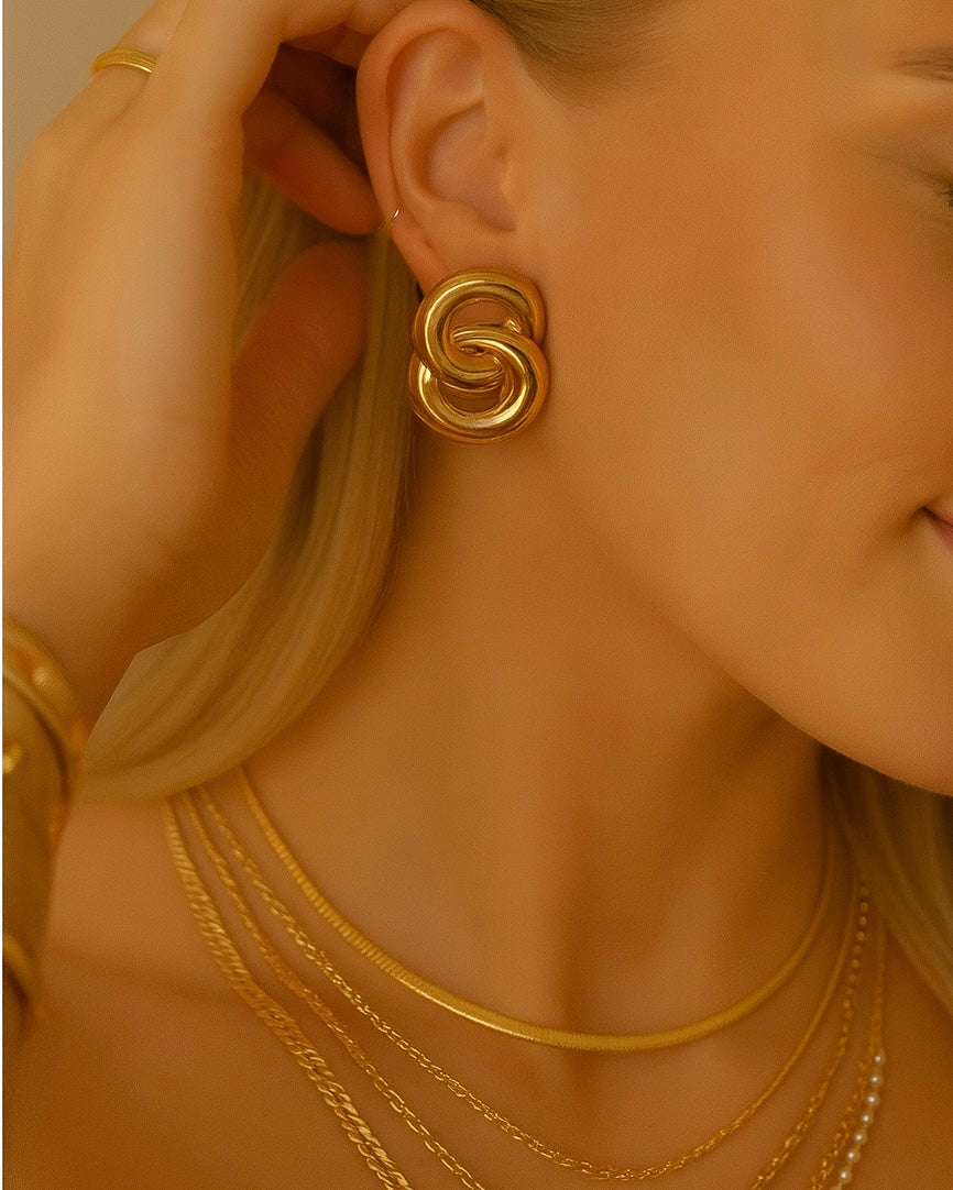 The Beckett Gold Earring