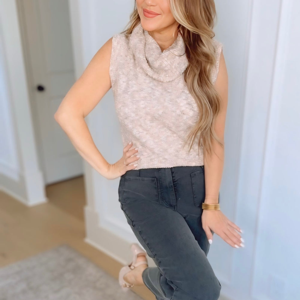 Nellie Two Tone Textured Sweater Vest