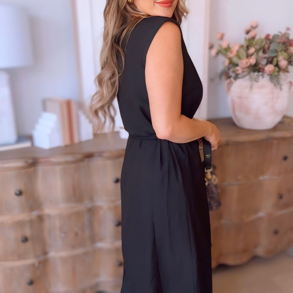 Rilyn Gold Detail Midi Dress