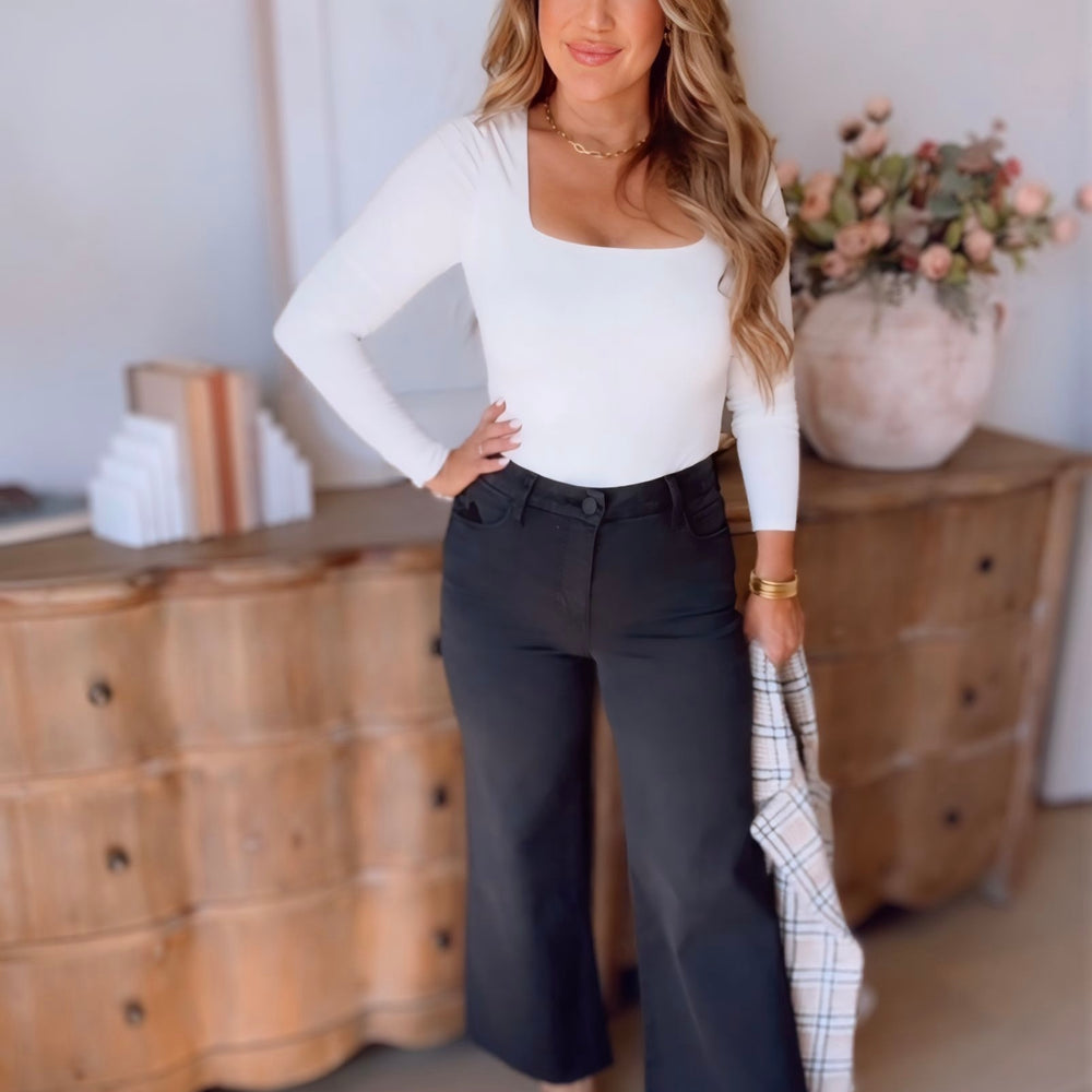 KUT- Meg High Rise Wide Leg- Black