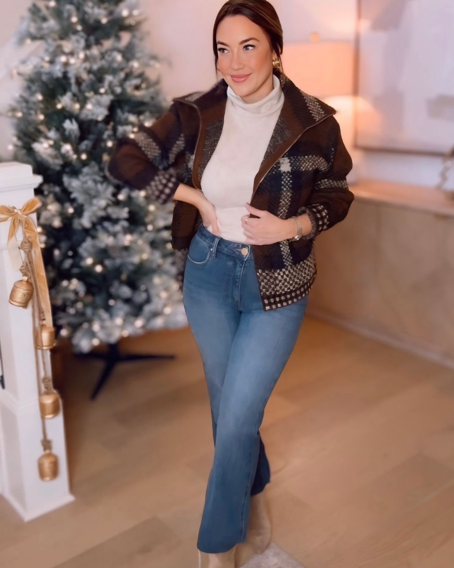 Scout Sleeveless Shimmering Mock Neck Top