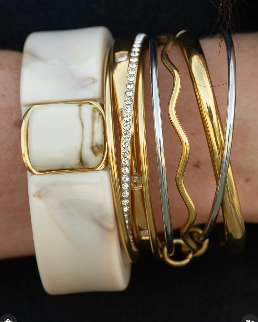 Devan Bangle Bracelet