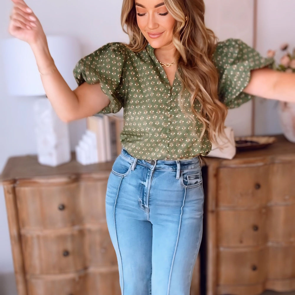 
                      
                        Magnolia Puffed Sleeve Floral Top- 2 Colors
                      
                    