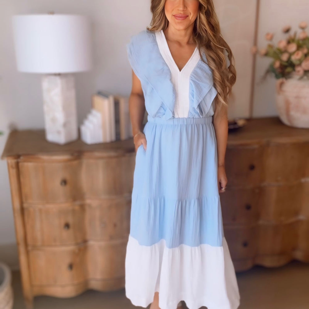 
                      
                        Brunch On The Patio Flutter Sleeve Tiered Maxi Dress - 2 COLORS
                      
                    