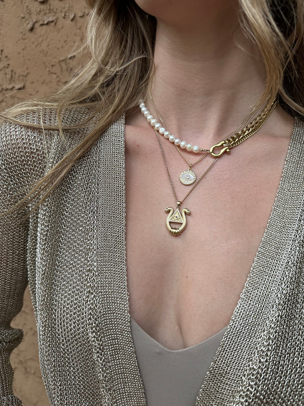 Pearl Chain Necklace-Shackle Clasp