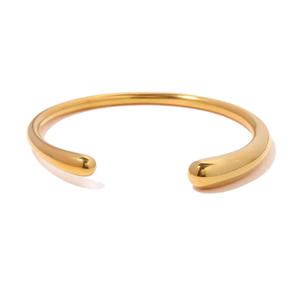 
                      
                        Kay Cuff Bracelet
                      
                    